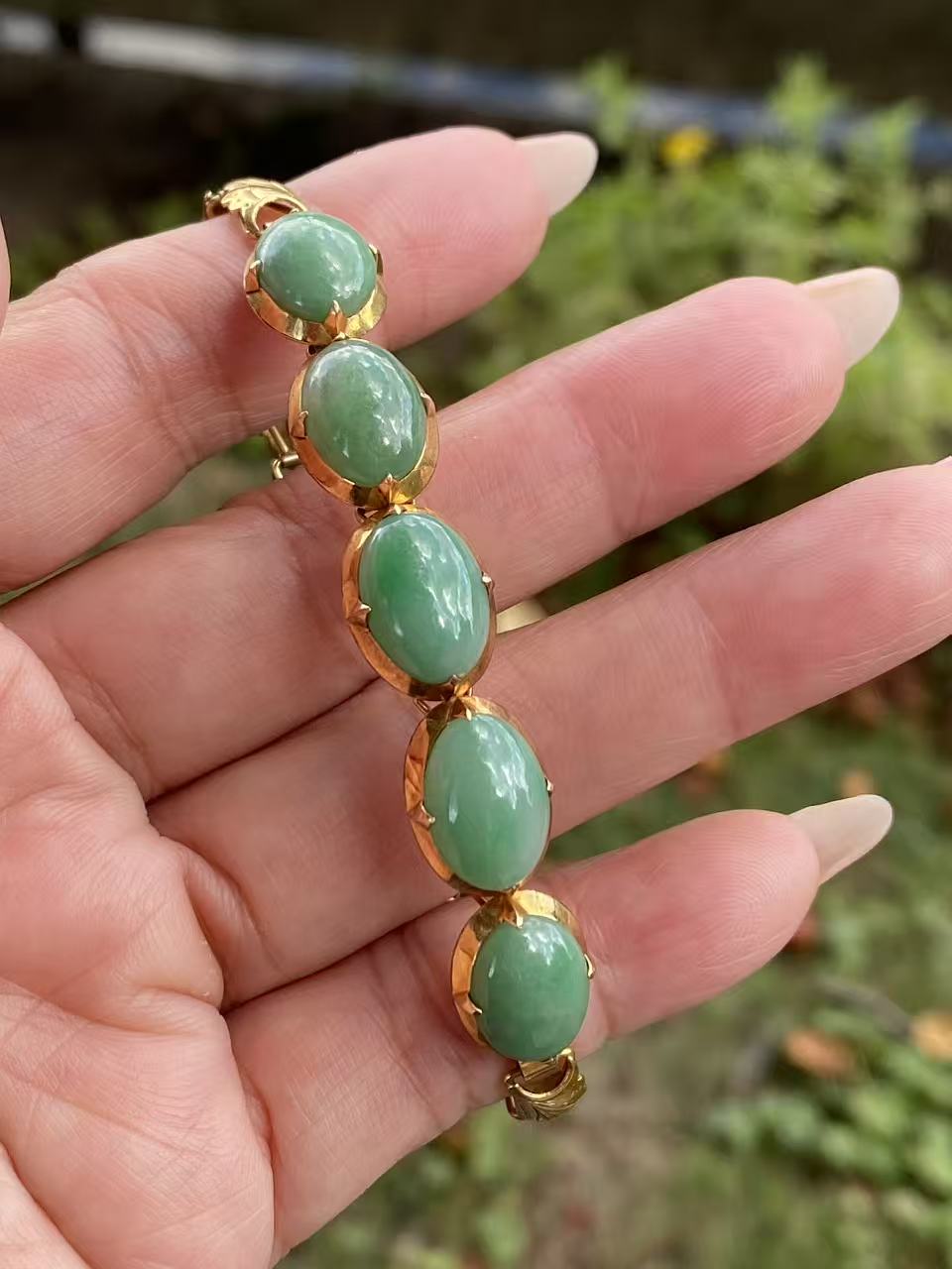 Vintage 14ct Gold Bracelet Natural Green Jadeite Cabochons Fine Craftsmanship
