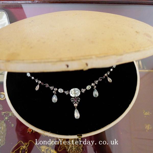 GEORGIAN GOLD ON SILVER NATURAL AQUAMARINE RUBY FRINGE NECKLACE