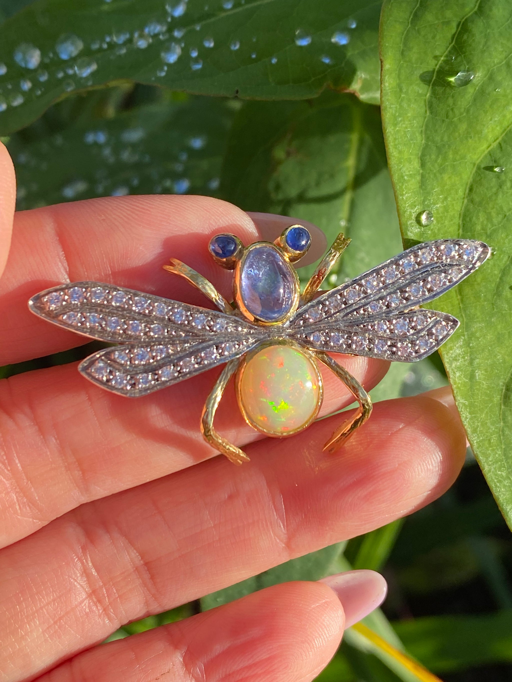 18k Gold Opal Sapphire & Diamond Bee Brooch | Natural Opal | British Hallmarks | GAW Maker’s Mark | Fine Vintage Jewellery