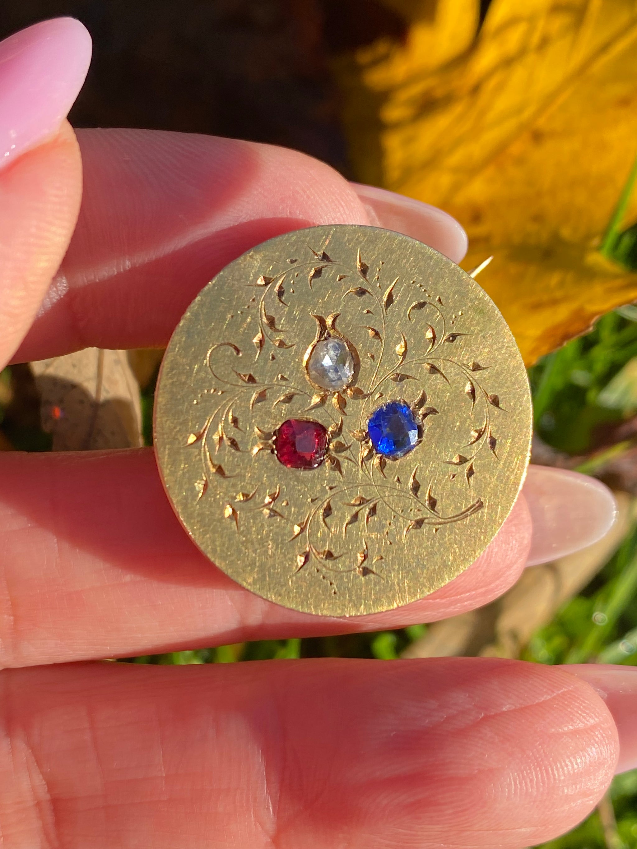 Antique c.1900 15ct Gold Shamrock Brooch | Ruby, Sapphire & Rose-Cut Diamond | Engraved Gold | Fine Victorian/Edwardian Jewellery