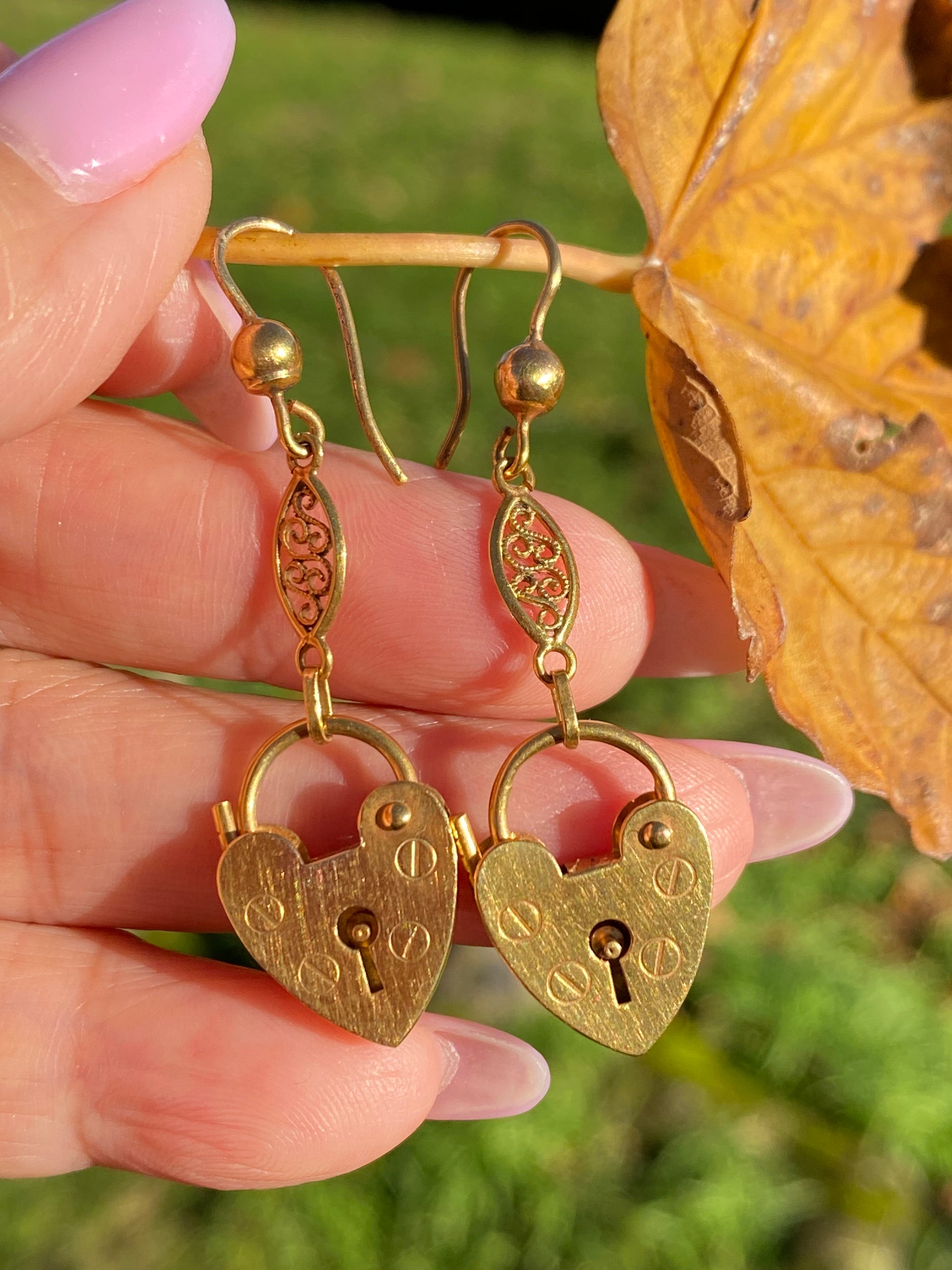 Vintage 9ct Gold Heart Padlock Dangle Earrings | Early 20th Century | Tested 9K Gold