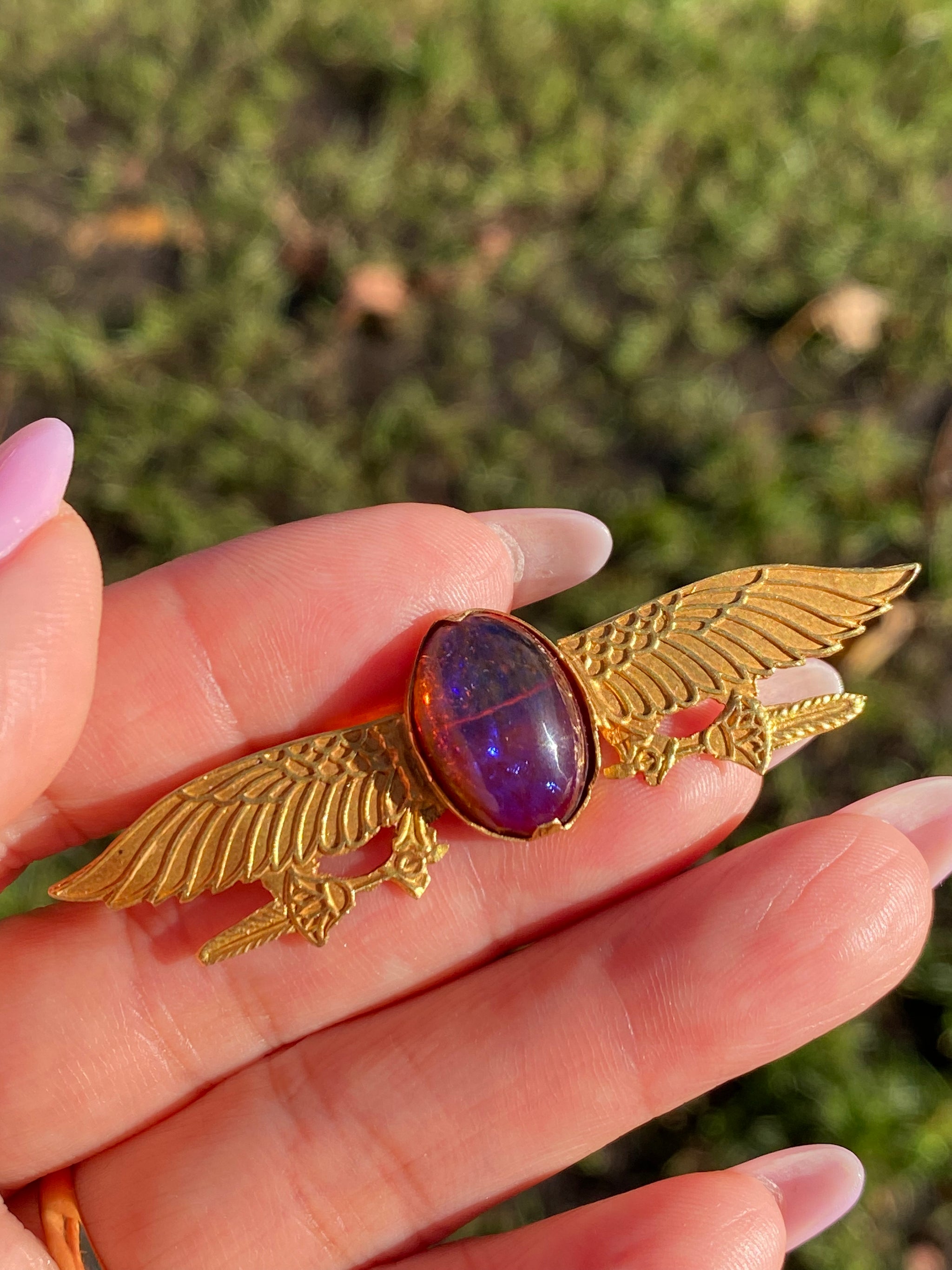 Edwardian c.1910 18ct Gold Egyptian Revival Brooch | Natural Purple Fire Opal | Antique Winged Design