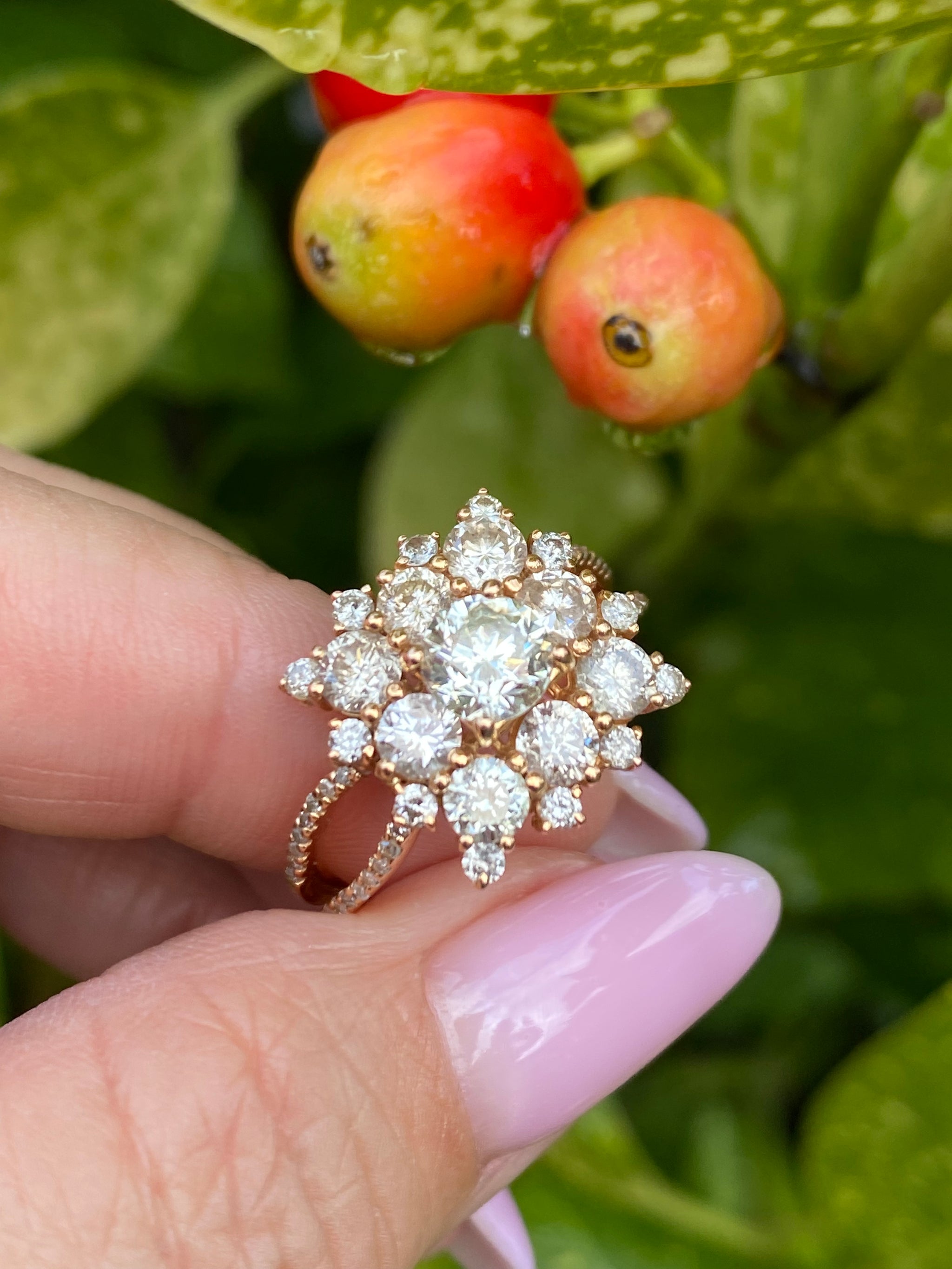 18K Gold Diamond Cluster Ring | Approx. 1.91ct Natural Diamonds