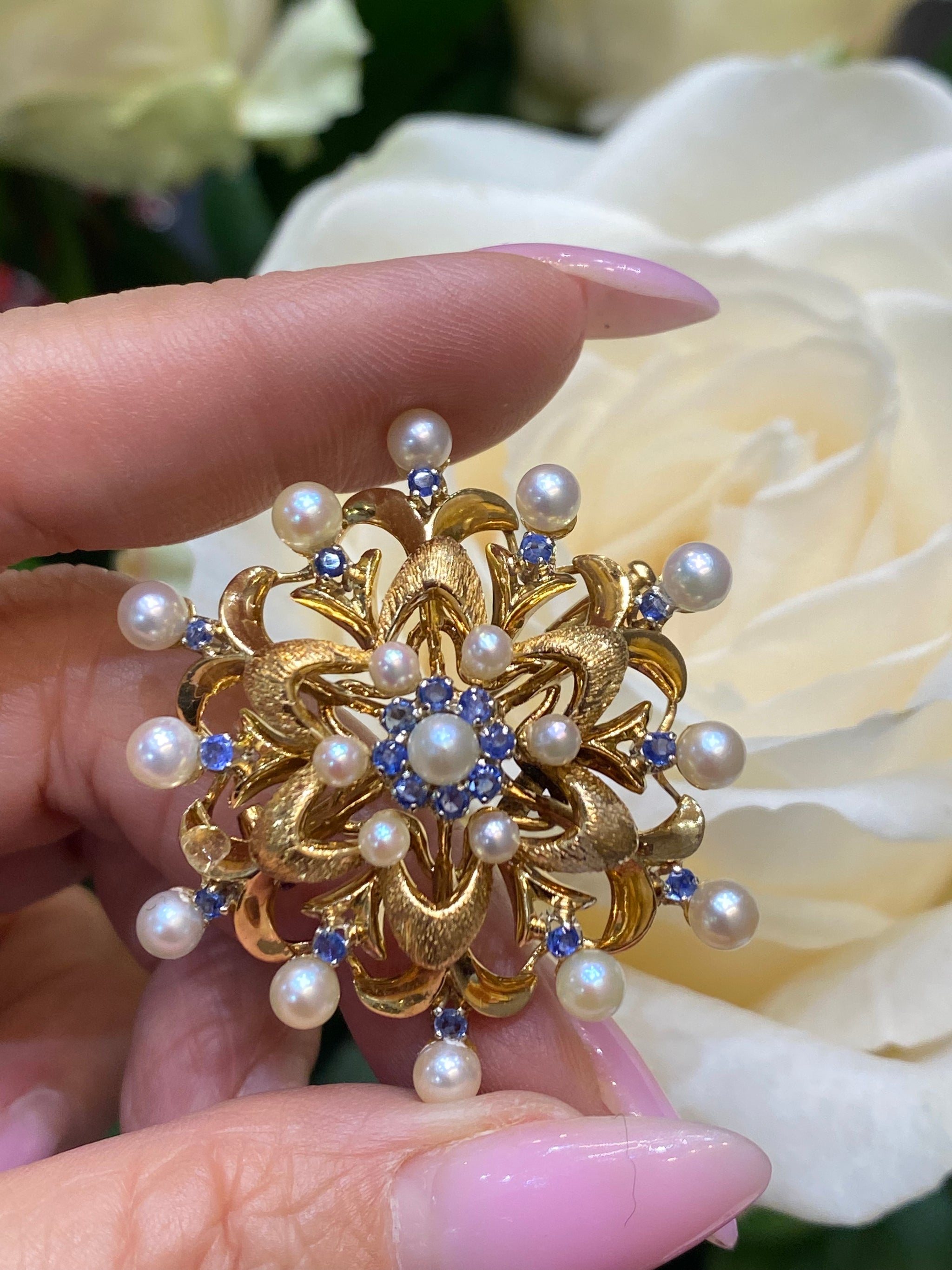 Vintage Sapphire Pearl Brooch 18K Gold | Floral Starburst Brooch | Natural Pearls & Blue Sapphires | Estate Jewelry | Vintage Gold Brooch