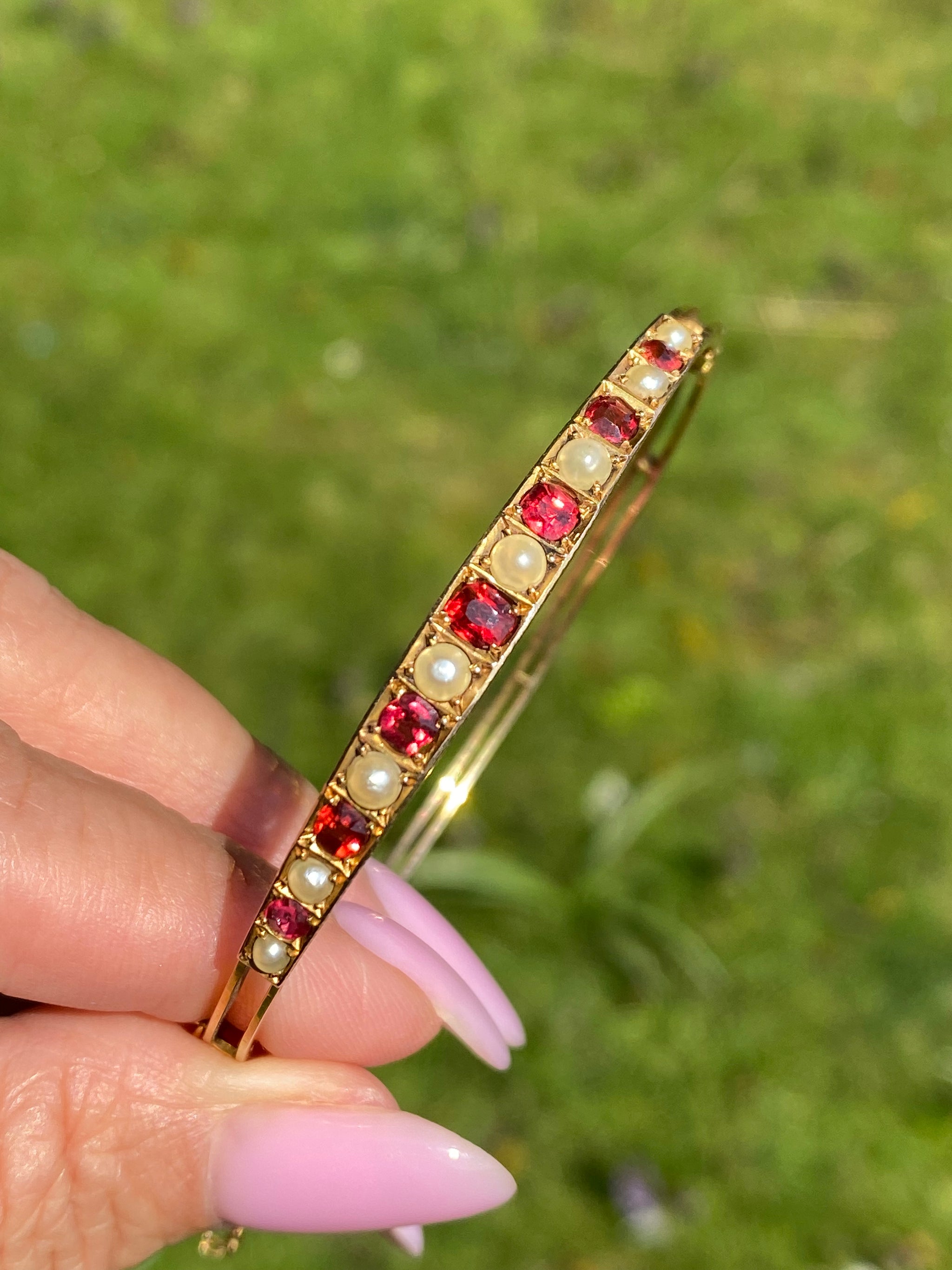 Victorian Garnet & Seed Pearl Bangle | c.1880 | 9ct Gold Antique Bracelet | Elegant Slim Bangle | Fine Antique Jewellery