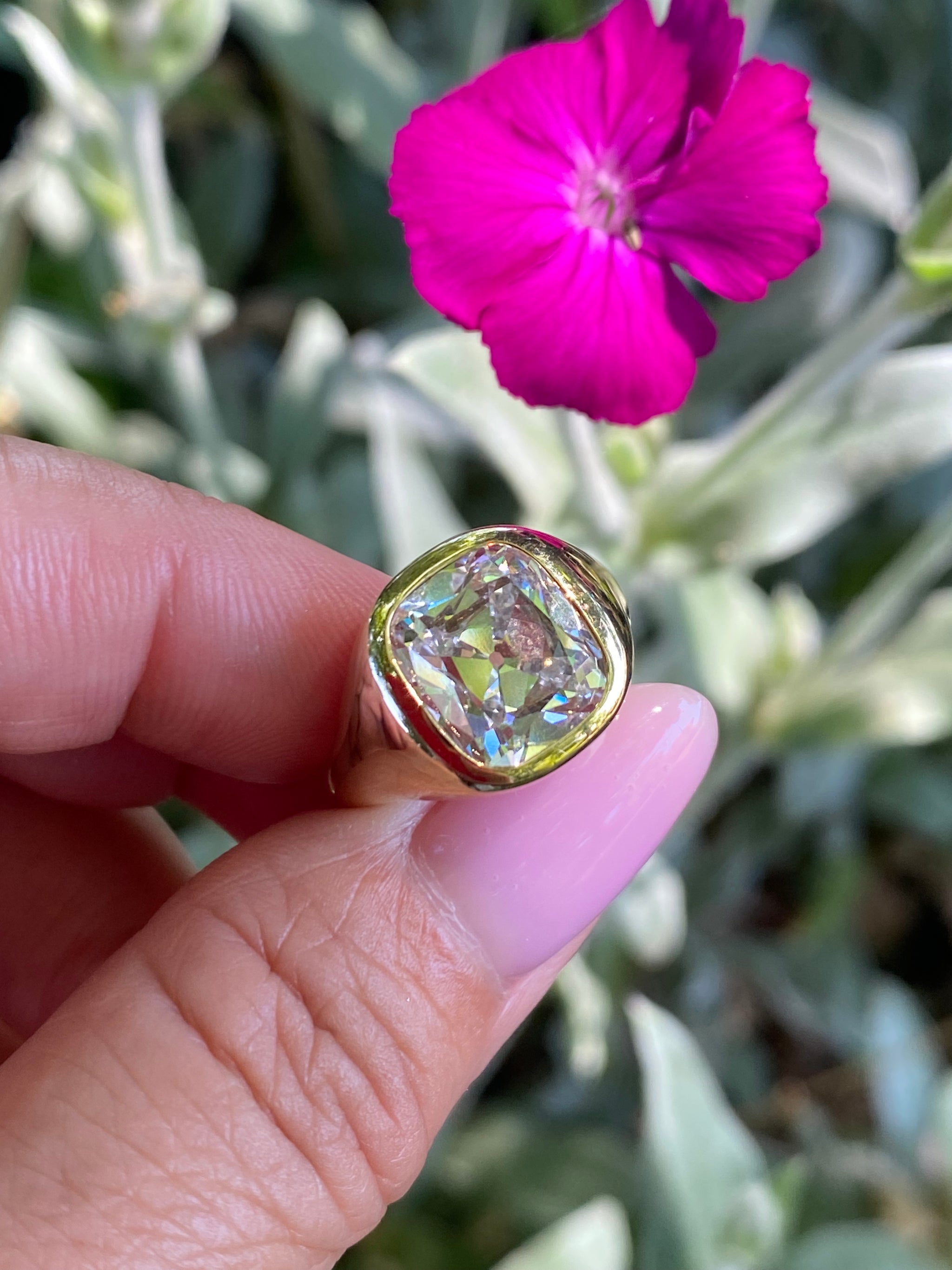 9K Gold 4.27ct Lab-Grown Diamond Antique Cushion Cut Ring | F VS1 | Statement Ring