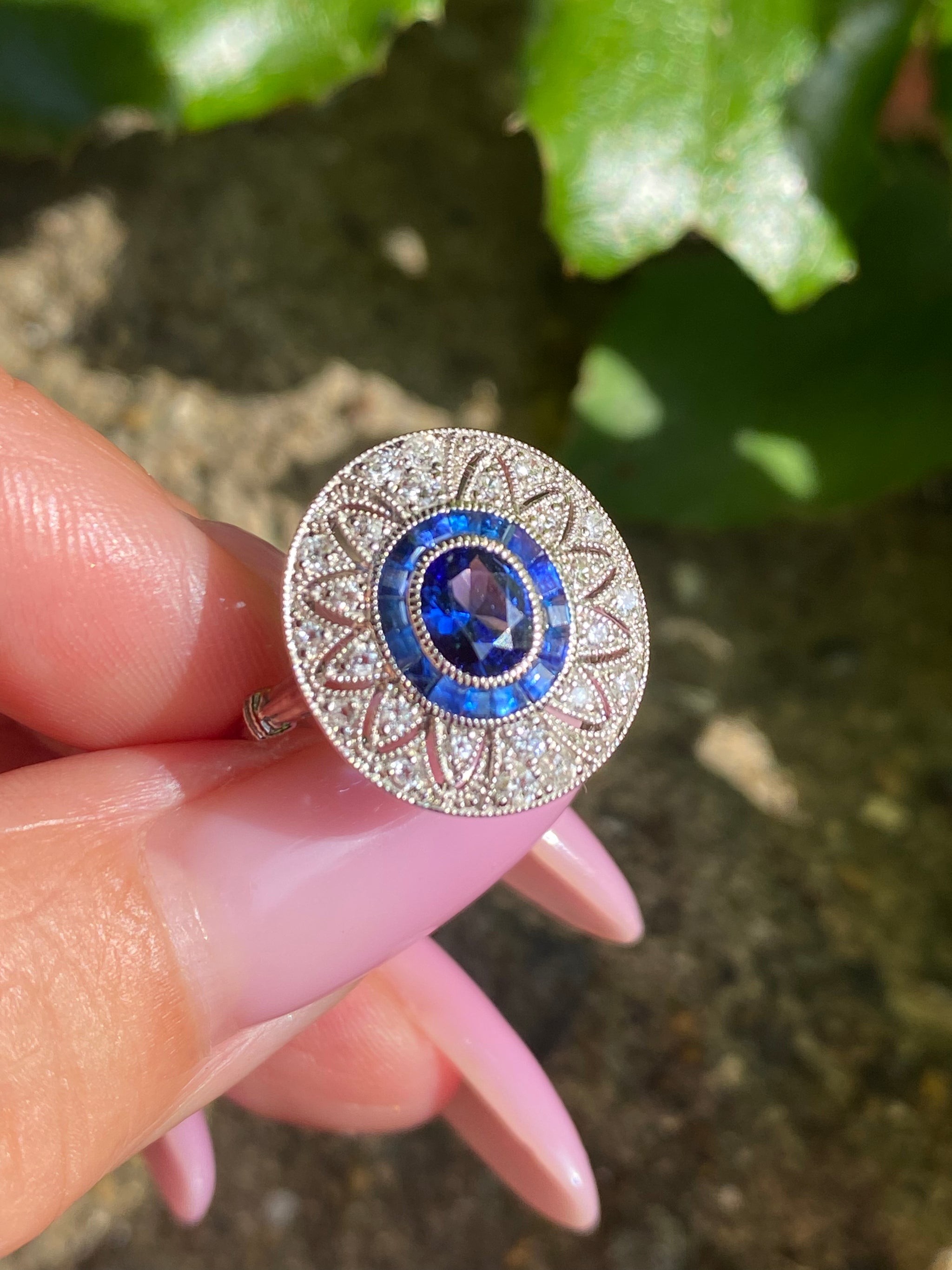Natural Sri Lankan Sapphire & Diamond Art Deco Platinum Ring | Pt950 | GGL Certified