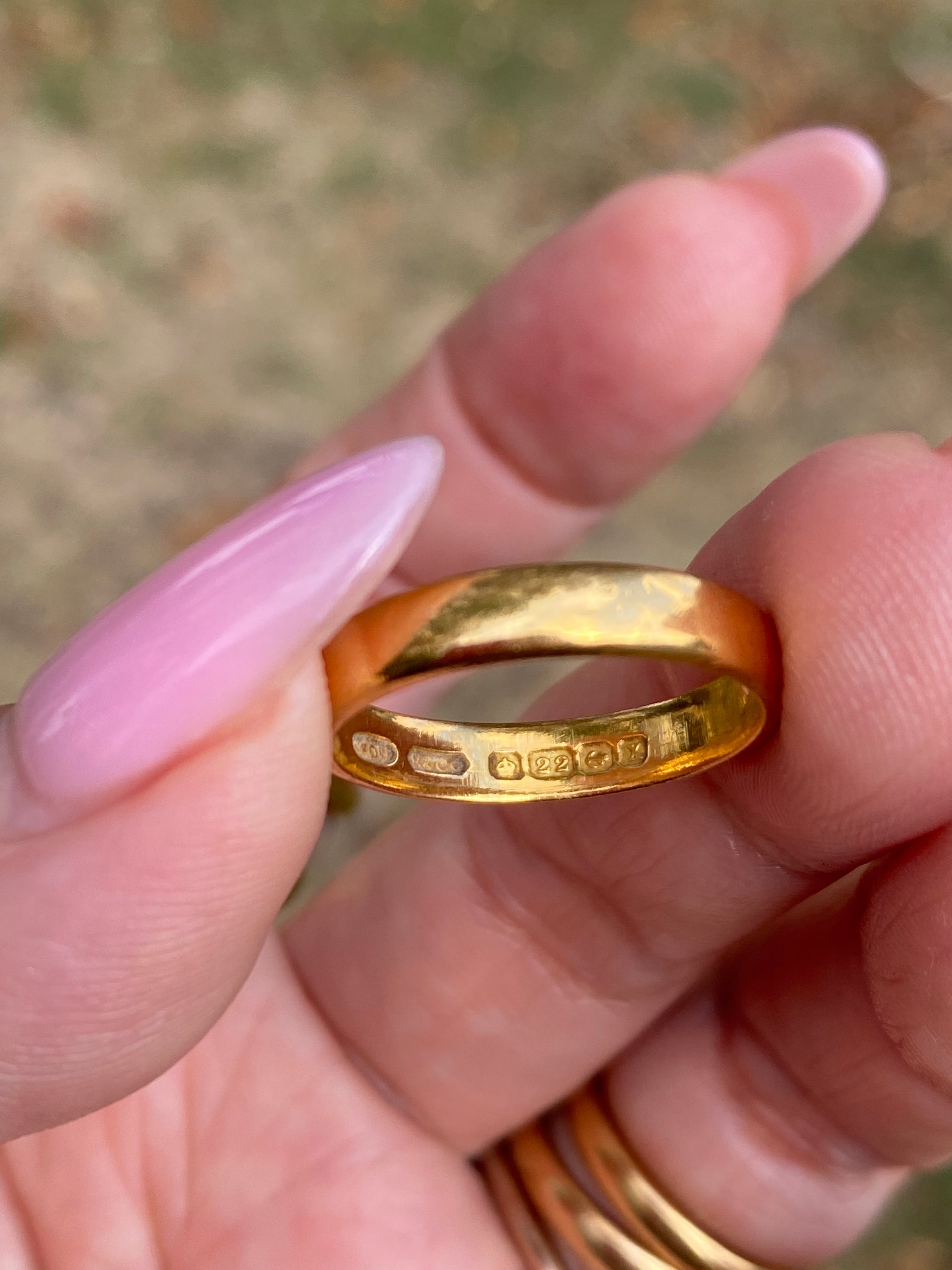 Vintage 22ct Gold Band Ring — Birmingham 1947, Fully Hallmarked