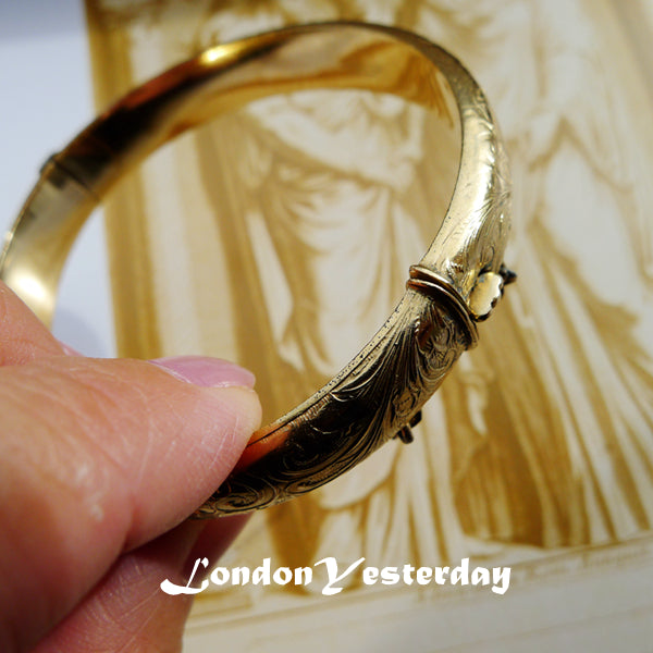 12CT ROLLED GOLD MARKED BEAUTIFUL ENGRAVED BANGLE