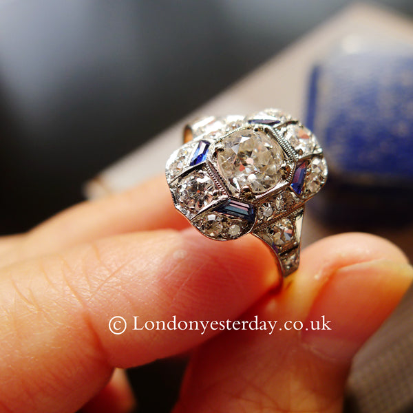ART DECO 18CT GOLD AND PLATINUM NATURAL SAPPHIRE DIAMOND CLASSIC RING