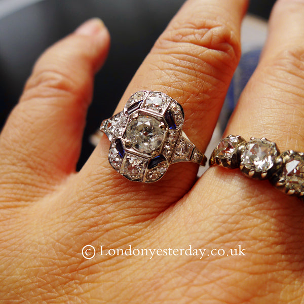 ART DECO 18CT GOLD AND PLATINUM NATURAL SAPPHIRE DIAMOND CLASSIC RING