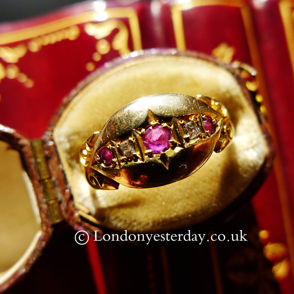 VICTORIAN 18CT GOLD NATURAL RUBY DIAMOND CLASSIC RING