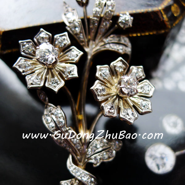 VICTORIAN 18CT GOLD AND SILVER DIAMOND TREMBLANT FLOWER BROOCH