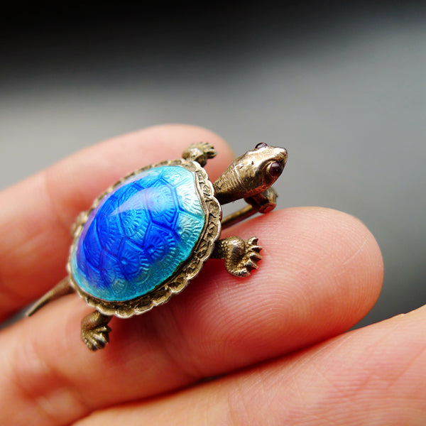 ART NOUVEAU FRENCH SILVER DEPOSE 900 MARKED BEAUTIFUL ENAMEL TURTOISE BROOCH