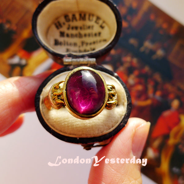VICTORIAN GOLD FILLED NATURAL CABOCHON BEAUTIFUL COLOUR GARNET RING
