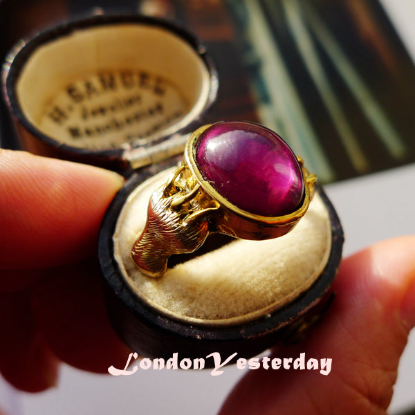 VICTORIAN GOLD FILLED NATURAL CABOCHON BEAUTIFUL COLOUR GARNET RING