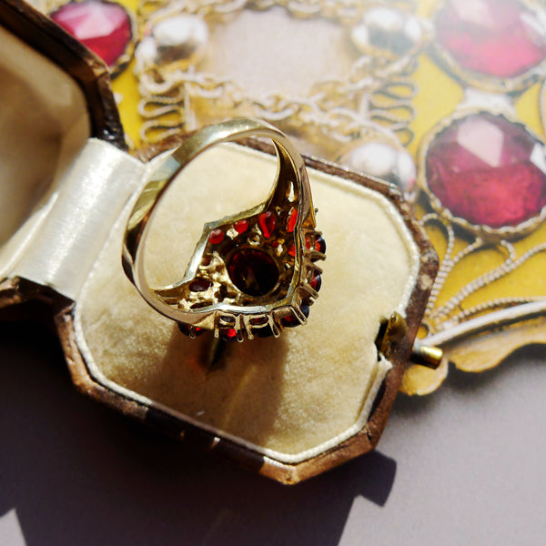 EDWARDIAN GERMAN 8K GOLD 333 MARKED BOHEMIAN GARNET RING