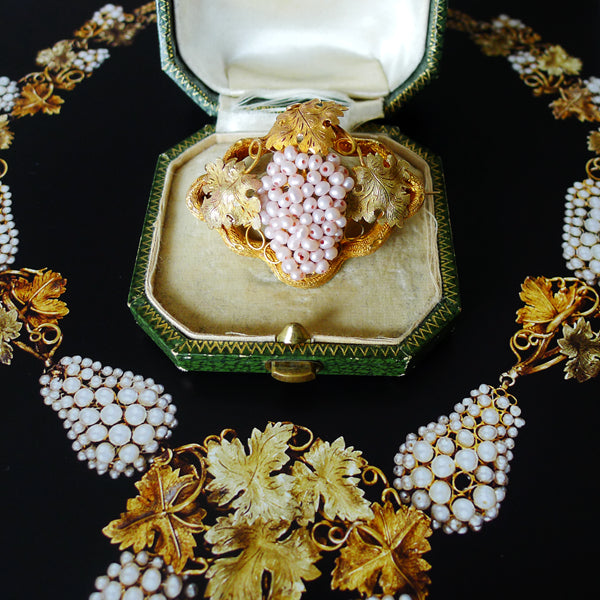 VICTORIAN 15CT TWO COLOUR GOLD NATURAL PEARL GRAPE VINE BROOCH