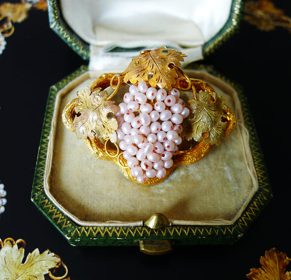 VICTORIAN 15CT TWO COLOUR GOLD NATURAL PEARL GRAPE VINE BROOCH