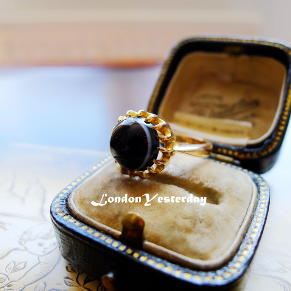 ENGLISH 9CT GOLD HALLMARKED CHESTER C1920 BANDED AGATE RING