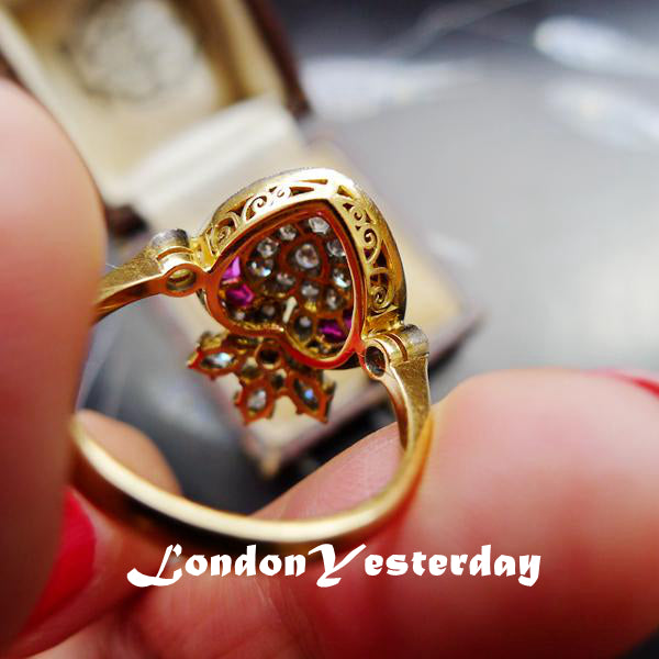ART DECO 18CT GOLD AND PLATINUM NATURAL RUBY DIAMOND RING