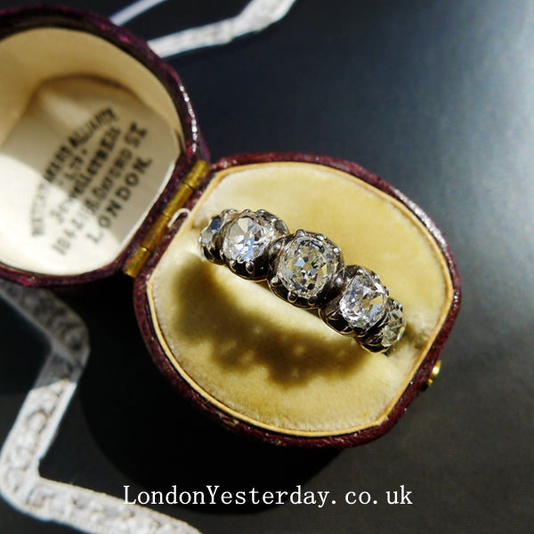 GEORGIAN 18CT GOLD AND SILVER OLD CUT DIAMOND FIVE STONE RING