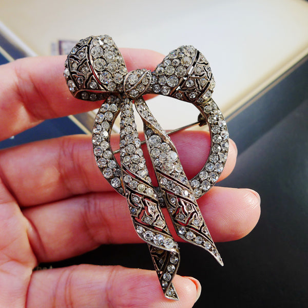 ART DECO FRENCH SILVER PASTE RIBBON BOW PENDANT BROOCH