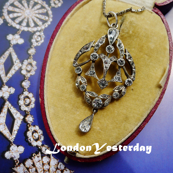 EDWARDIAN SILVER PASTE PENDANT WITH SILVER FANCY CHAIN