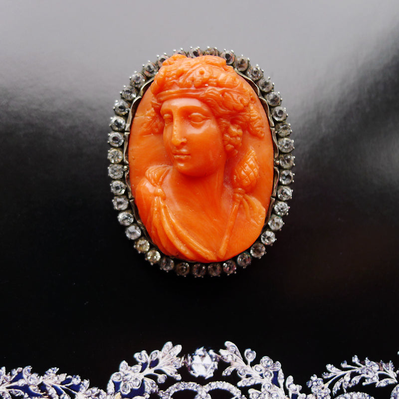 VICTORIAN NATURAL CORAL CAMEO OF DIONYSUS/BACCHUS GOD OF WINE BROOCH