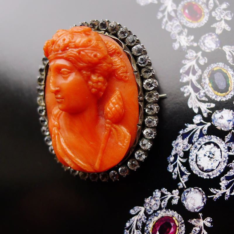 VICTORIAN NATURAL CORAL CAMEO OF DIONYSUS/BACCHUS GOD OF WINE BROOCH