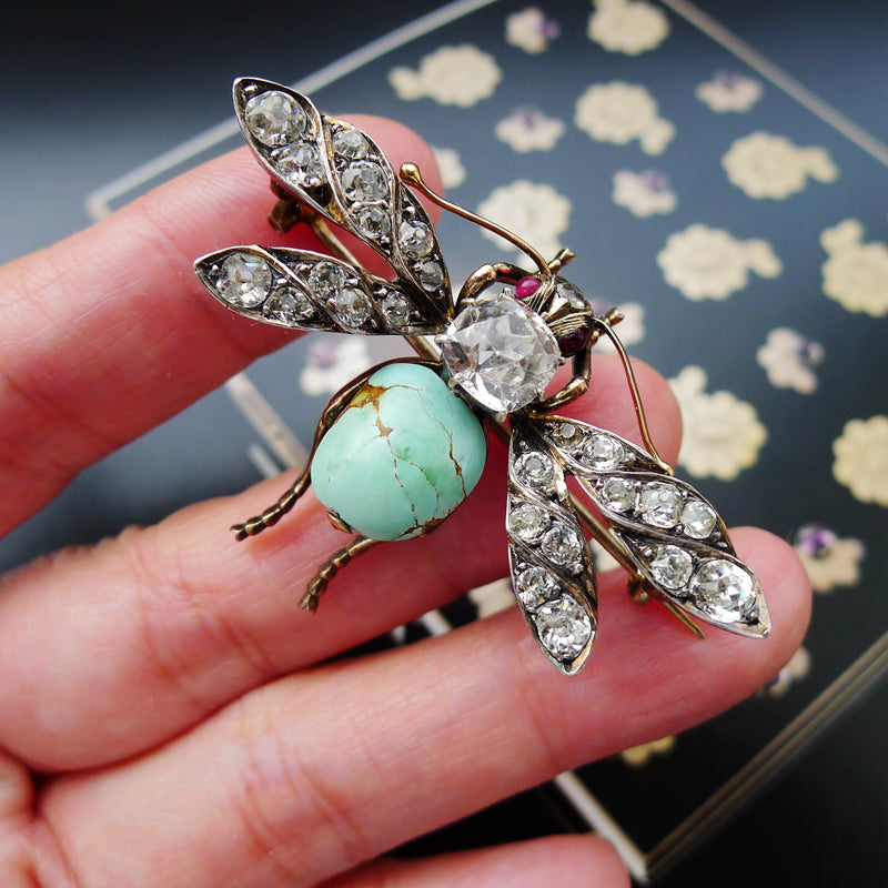 EDWARDIAN FRENCH SILVER AND GOLD NATURAL TURQUOISE PASTE BEE BROOCH