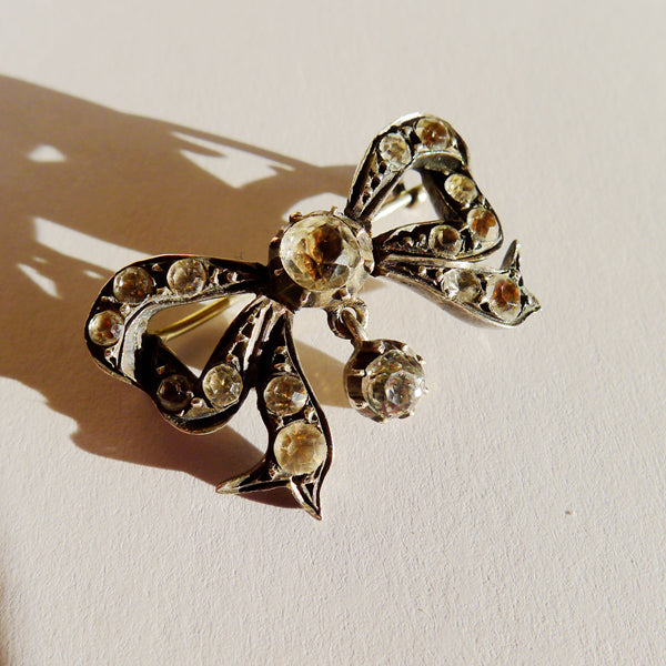 EDWARDIAN FRENCH SILVER PASTE BOW BROOCH