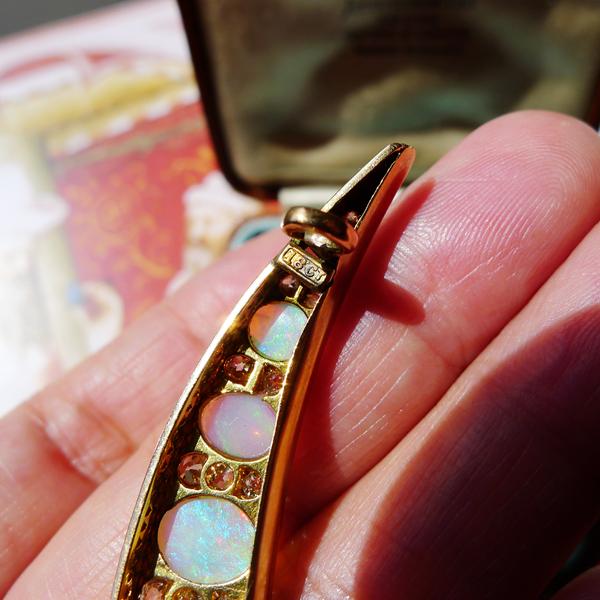 VICTORIAN 18CT GOLD NATURAL OPAL DIAMOND CRESCENT BROOCH WITH CERTIFICATE