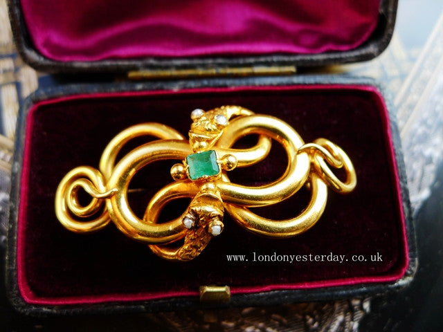 VICTORIAN 18CT GOLD NATURAL EMERALD PEARL DOUBLE SNAKE BROOCH