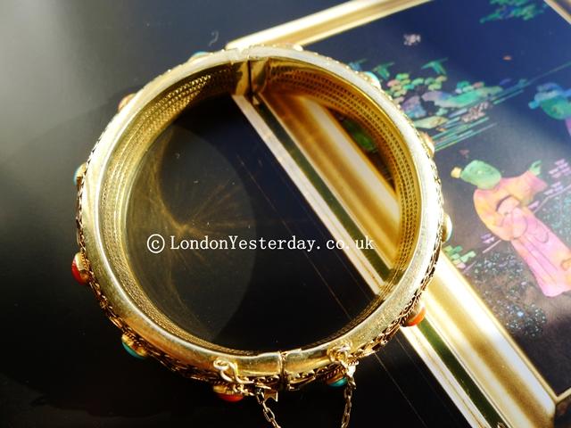 CHINESE SILVER GILT FILIGREE NATURAL TURQUOISE CORAL BANGLE
