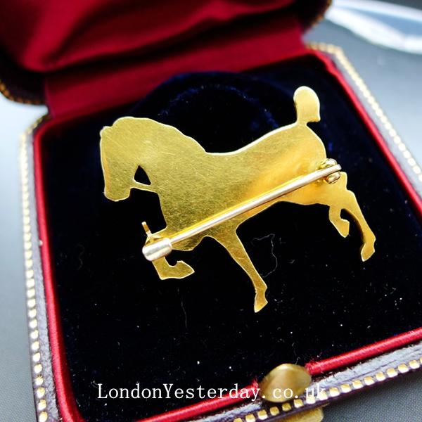 ENGLISH 18CT GOLD MARKED DIAMOND RUBY BEAUTIFUL HORSE BROOCH