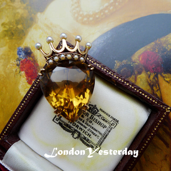 EDWARDIAN 9CT GOLD NATURAL CITRINE PEARL CROWN HEART BROOCH