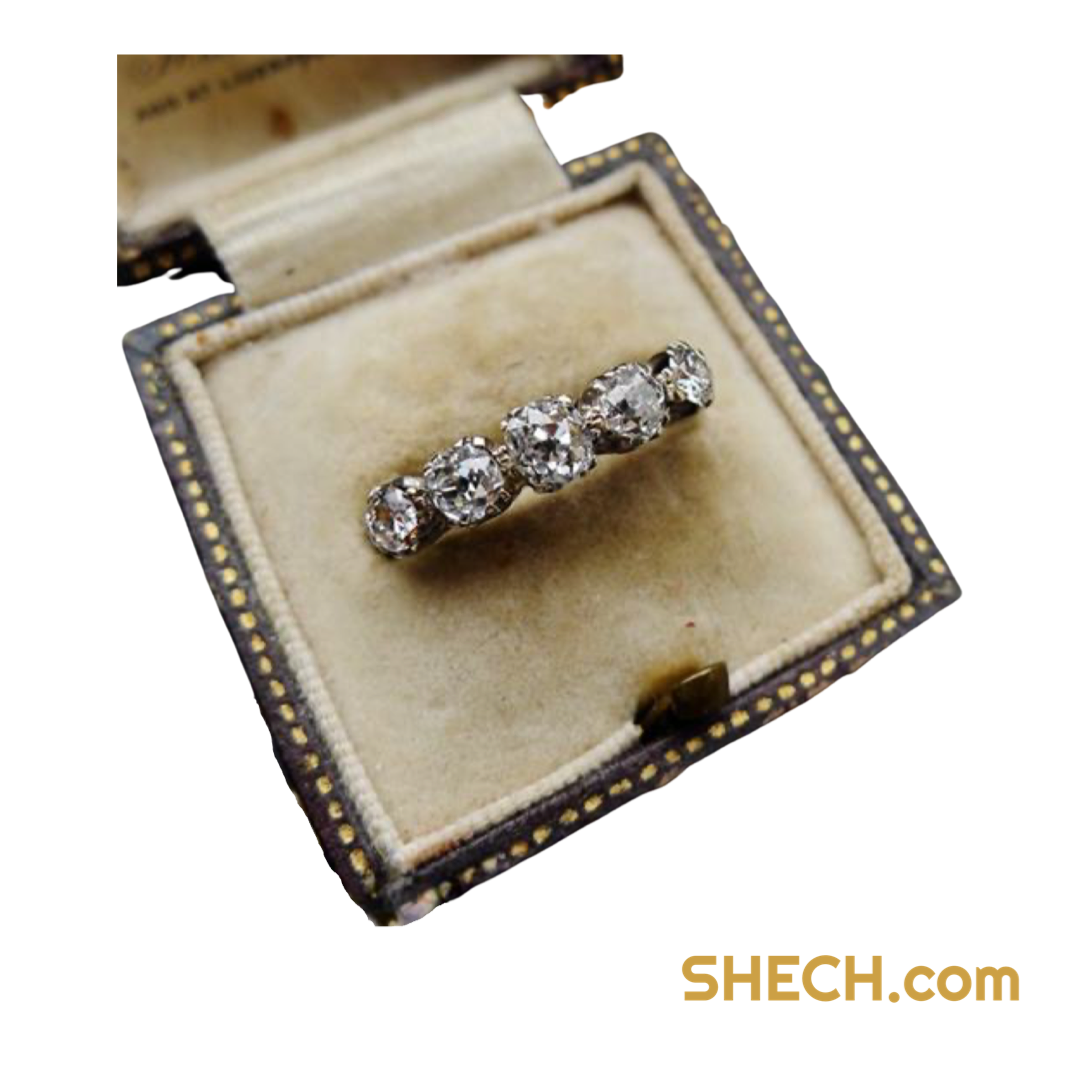 ART DECO 18CT PLAT FIVE STONES CLASSIC BRILLIANT OLD CUT DIAMOND RING