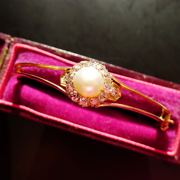 EDWARDIAN 15CT GOLD MARKED MABE PEARL DIAMOND BANGLE