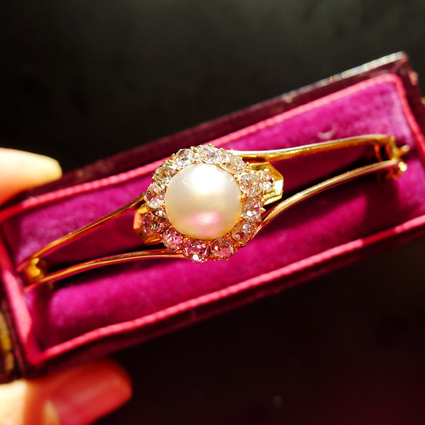 EDWARDIAN 15CT GOLD MARKED MABE PEARL DIAMOND BANGLE