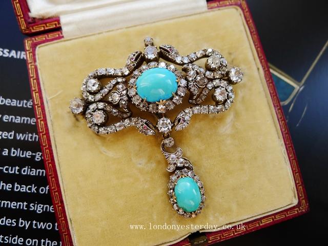 VICTORIAN 18CT GOLD AND SILVER NATURAL TURQUOISE DIAMOND SNAKES STUNNING BROOCH